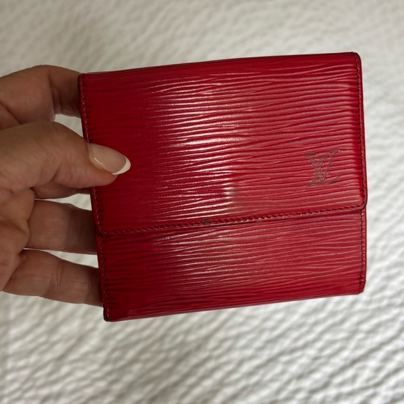 Louis Vuitton Red Wallet - Picture 1 of 7